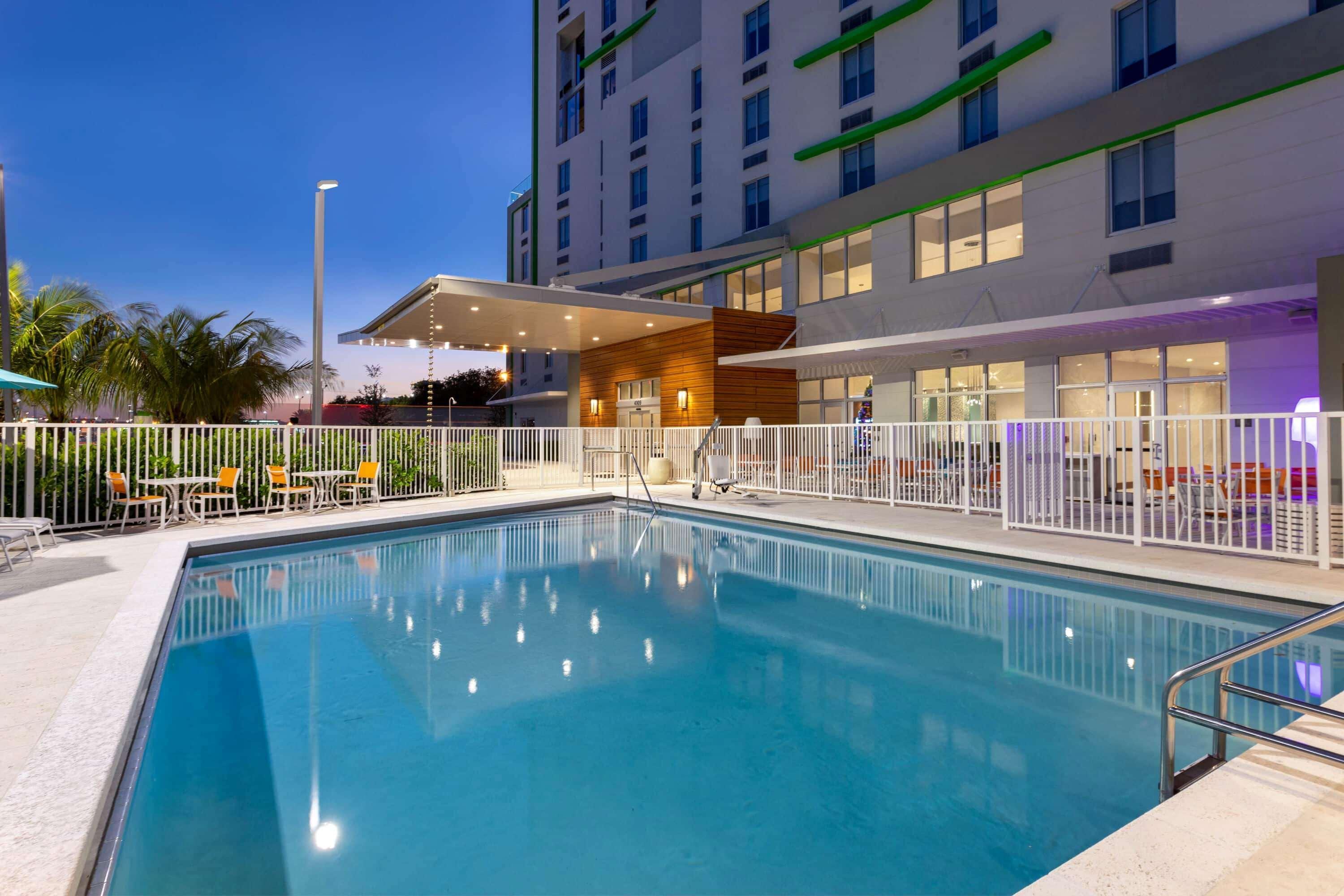 Hotel Wyndham Garden Miami International Airport Zewnętrze zdjęcie